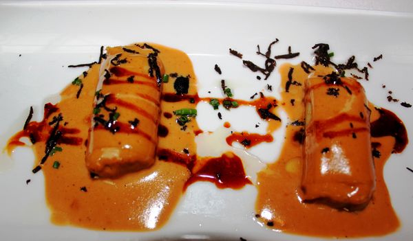 Canelones con foie y trufa